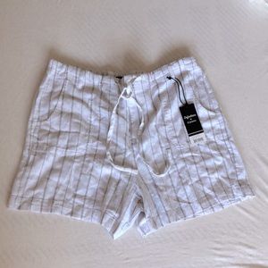 Linen shorts